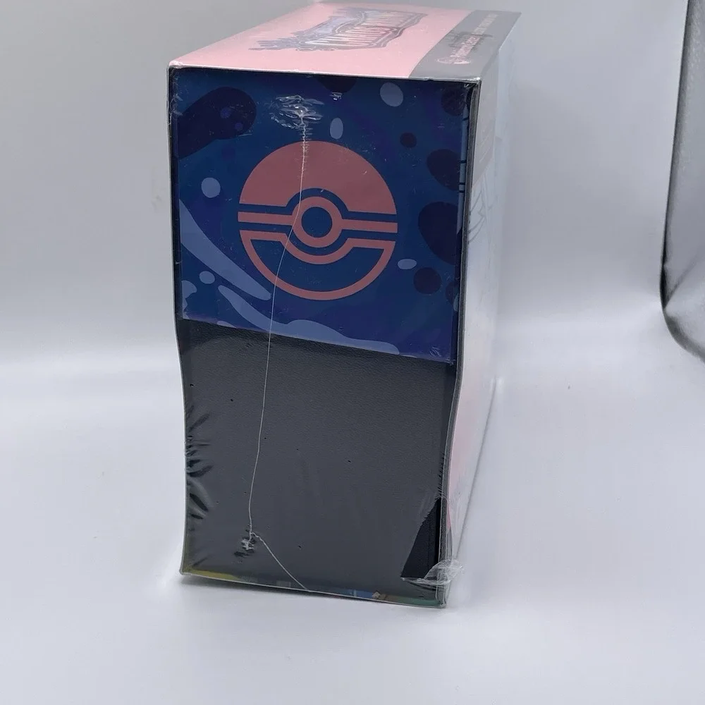 Pokemon TCG Chaos Rising Pokemon Center ETB Elite Trainer Box In Hand READ